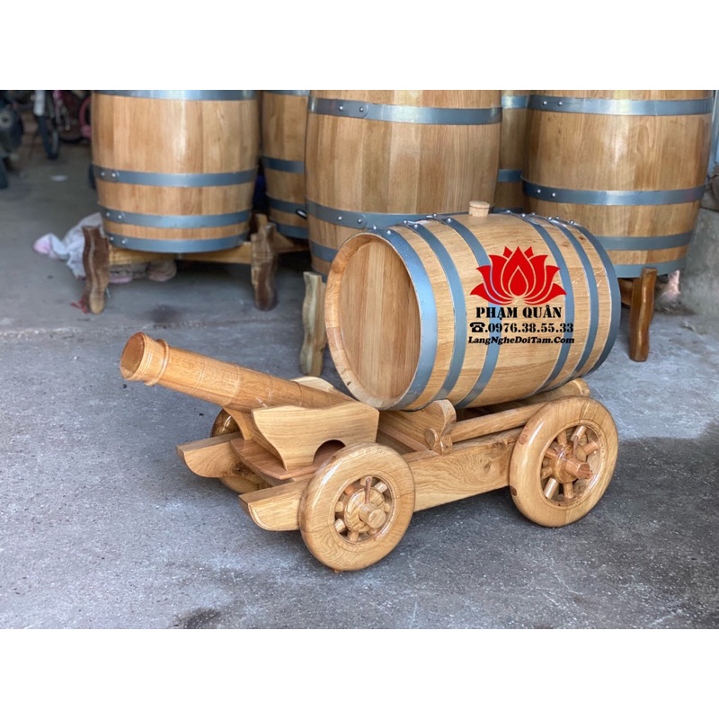 thùng rượu gỗ sồi 30lit kèm xe kéo pháo gỗ sồi
