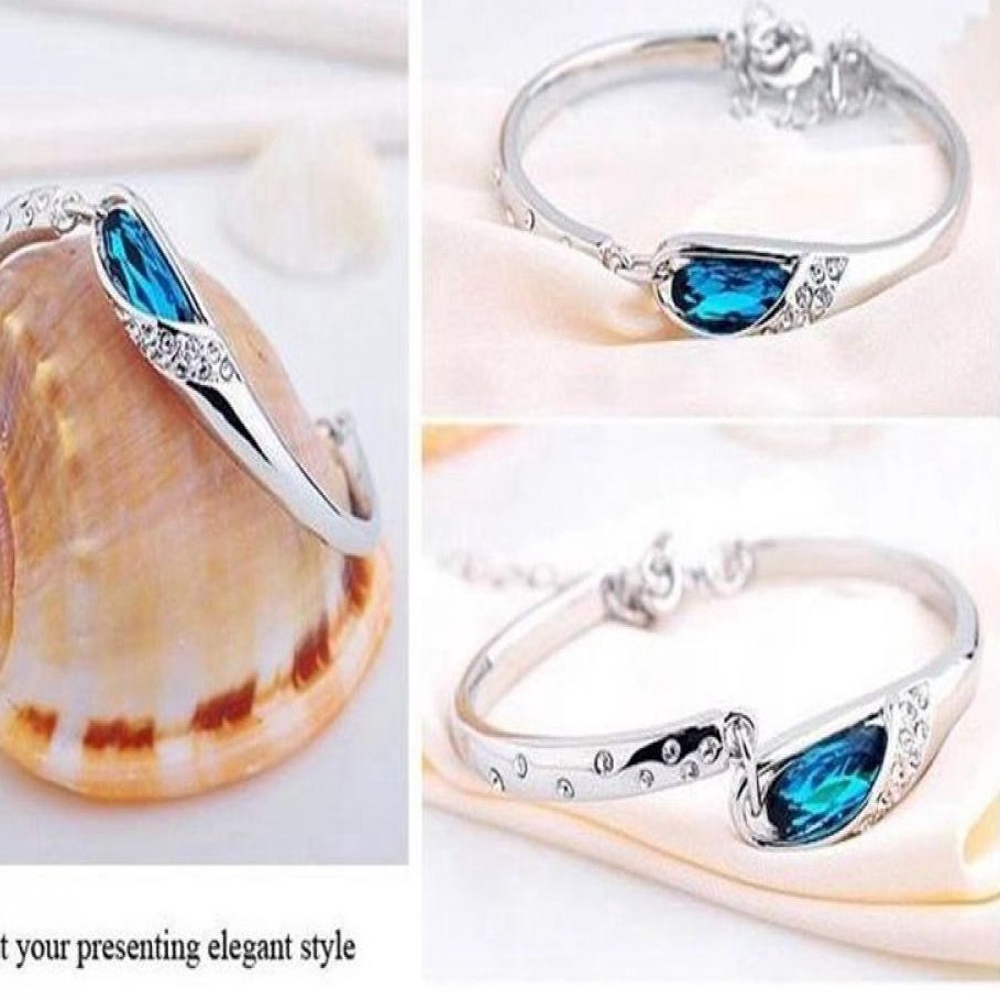 Vòng tay hợp kim mạ bạc đính đá xinh xắn | BigBuy360 - bigbuy360.vn