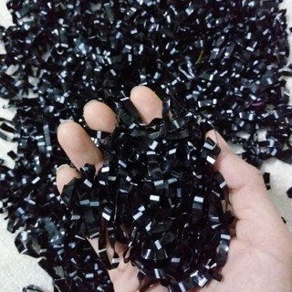 Thun buộc tóc đen