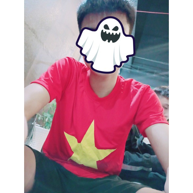 Áo lá cờ Việt Nam