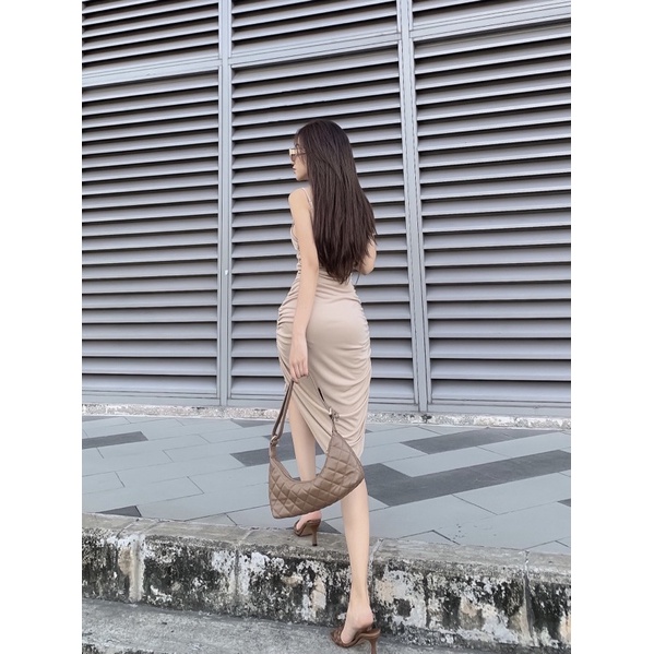 Đầm Midi Ôm Nhún Sườn Yoona