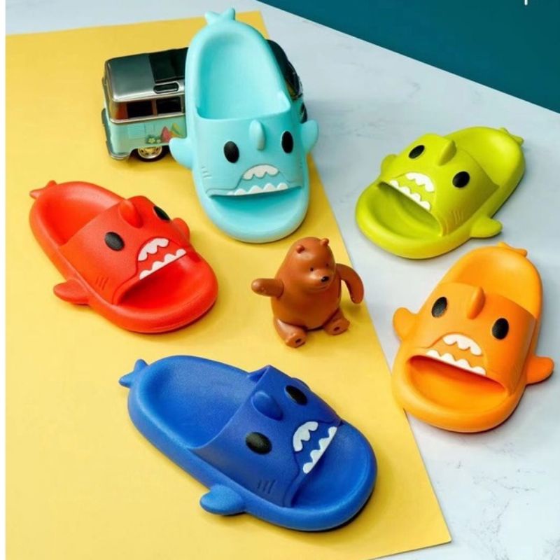 Dép lê nhựa dẻo êm, mềm cho bé trai, bé gái- video ảnh thật.