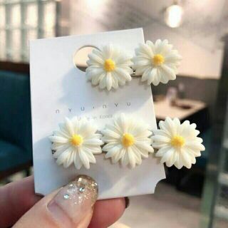 Kẹp hoa cúc 3 bông