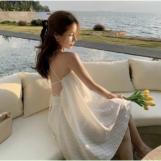 ĐẦM CỔ YẾM HỞ LƯNG (KÈM VIDEO HÌNH THẬT)