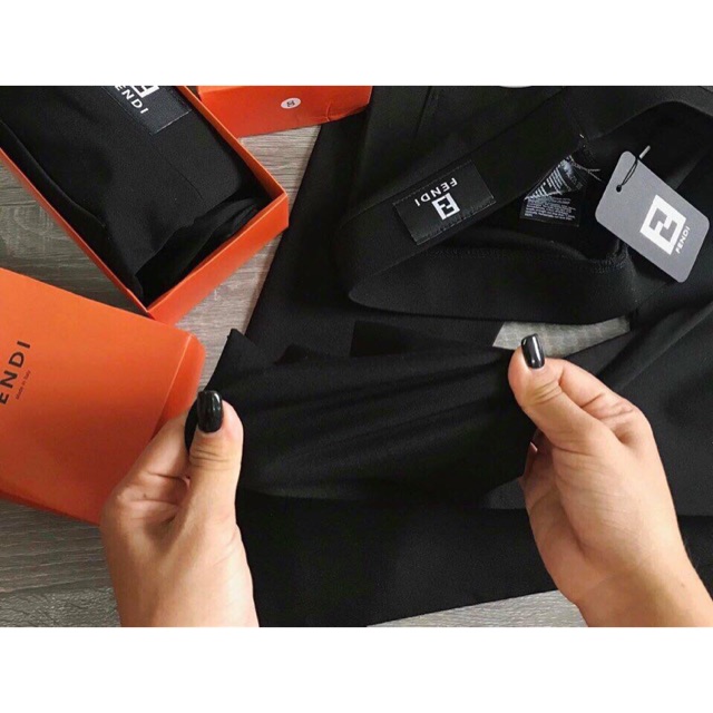 Quần leging fendi