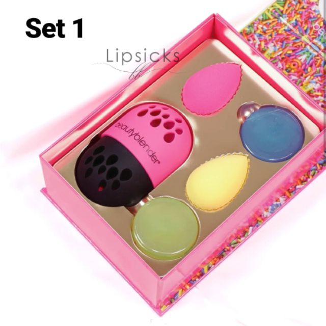 Các sản phẩm mút/ set Beauty Blender gồm mút, xà phòng và hộp đựng