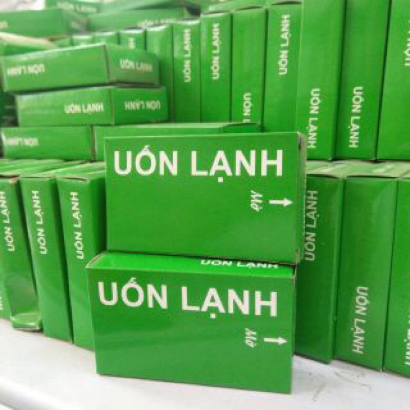 Giấy uốn lạnh hộp màu xanh  loại mềm dai hỗ trợ khi uốn tóc sêu tiện dụng,