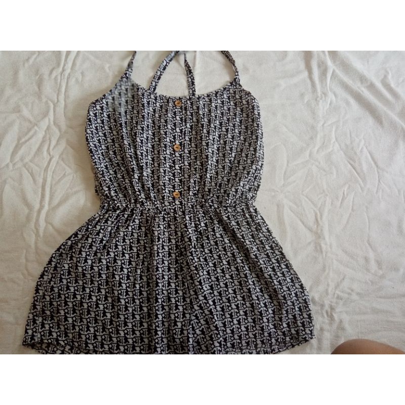 Jumsuit cho bé gái lớn