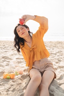 ÁO KIỂU XÔ VÀNG NƠ NGỰC KT