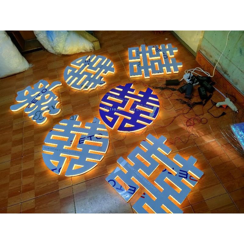 Chữ hỷ hộp đèn