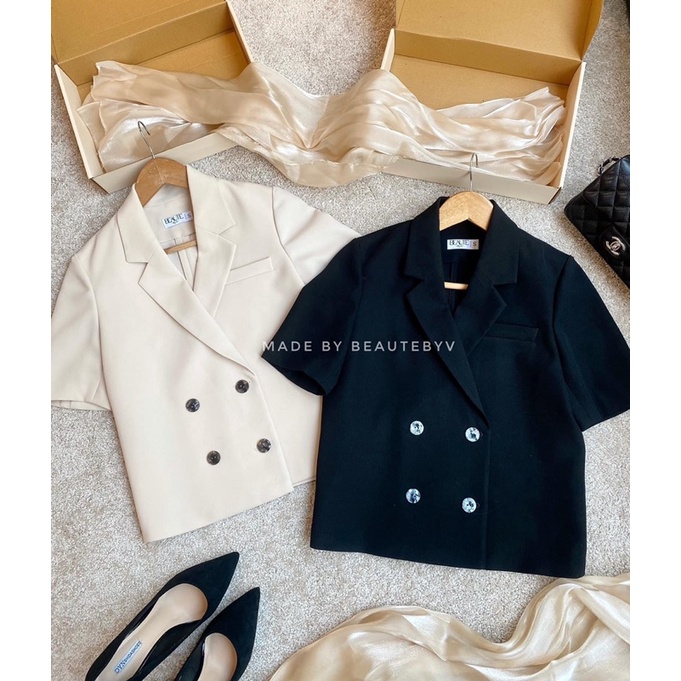 áo blazer cộc tay 4 cúc cho nữ