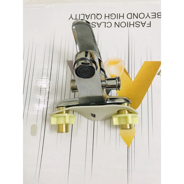 Vòi liền sen nóng lạnh chậu lavabo