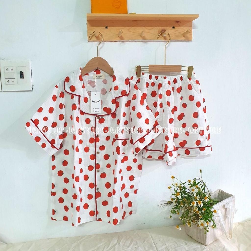 Pyjama mặc nhà đùi xô muslin họa tiết quả cà chua xinh xắn