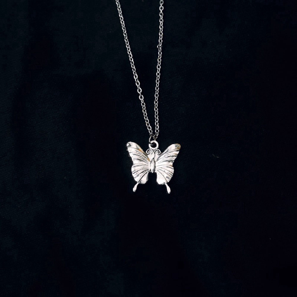 Dây Chuyền Mặt Hình Bướm Kim Loại Phong Cách Cổ Điển Cá Tính