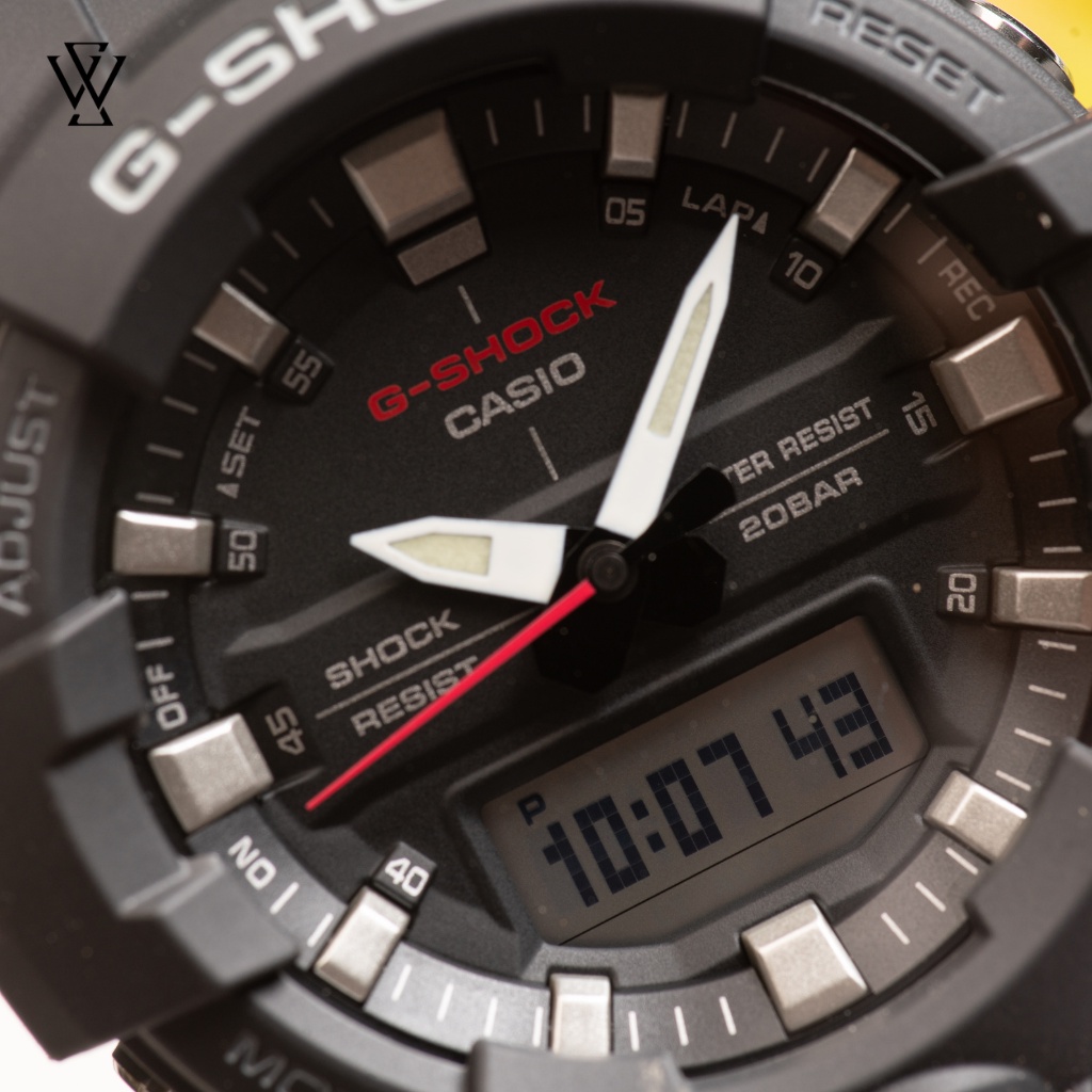 Đồng Hồ Điện Tử Nam Casio G-Shock WATCHSTORE GA-800-1ADR Thiết Kế Mặt Kính Khoáng 48.5mm, Vỏ Và Dây Nhựa Bền Bỉ