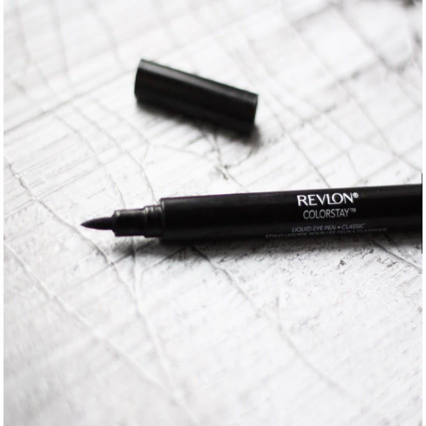 Bút kẻ mắt nước Revlon Liquid Eye Pen 1.6g - 001 Đen