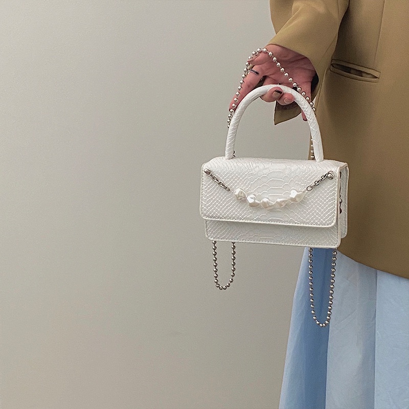 Túi đeo chéo IELGY phối chuỗi hạt phong cách retro thời trang cho nữ