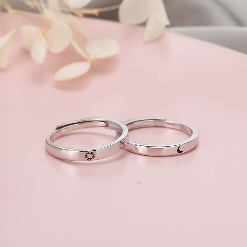 OUT 2Pcs Sterling Silver Sun Moon Lover Couple Rings Set Promise Wedding Bands for Him and Her Valentine's Day Jewelry Gift