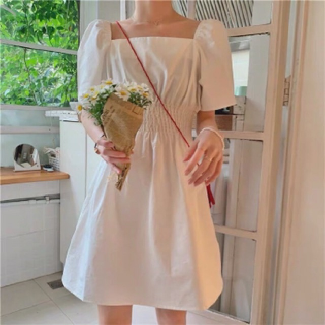 Đầm xoè trắng nhún thun cổ vuông style Hàn