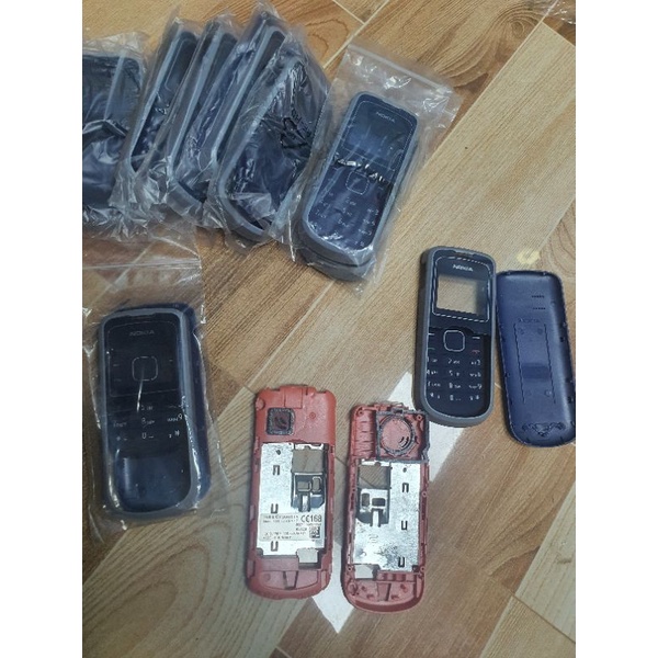 Vỏ nokia 1202 combo vỏ phím sườn