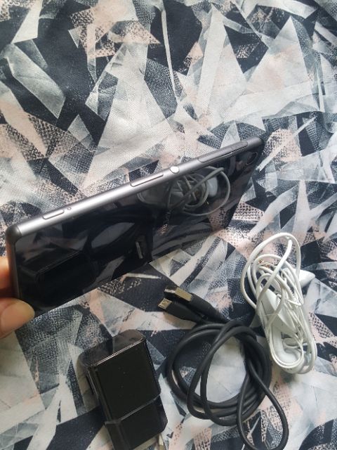 Sony Z3 Trắng/đen/gold