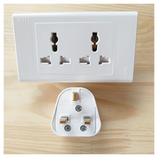 COMBO Phích cắm 3 chấu PUK LiOA Kiểu Anh - Ổ cắm Tiêu chuẩn châu Âu