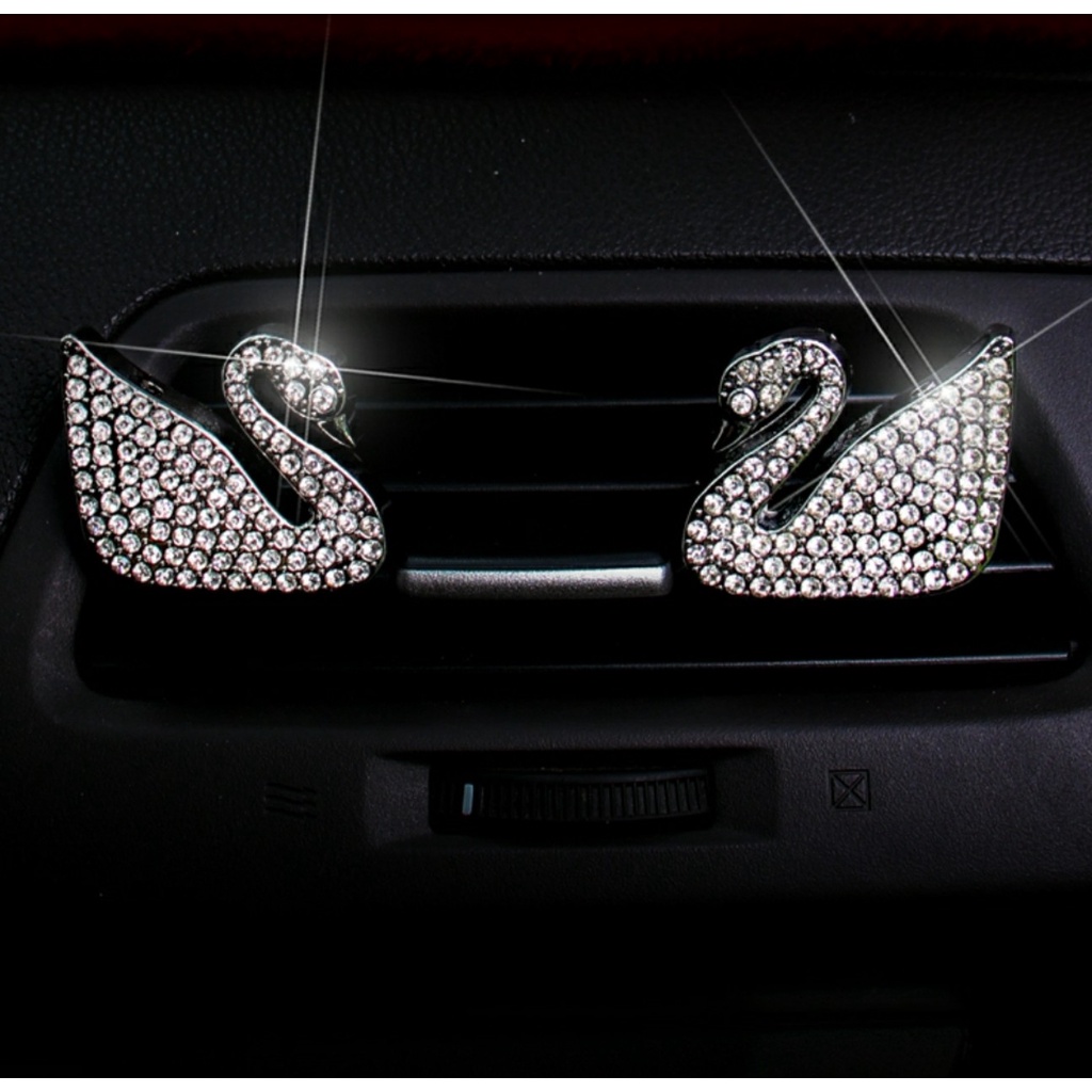 Nước Hoa Ô Tô Cài Cửa Gió Hình Thiên Nga Đính Đá Xinh Xắn