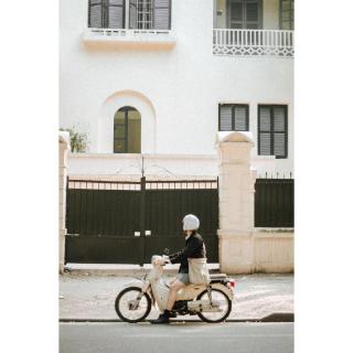  Túi Đeo Chéo SSSTUTTER Zipper Tote Bag