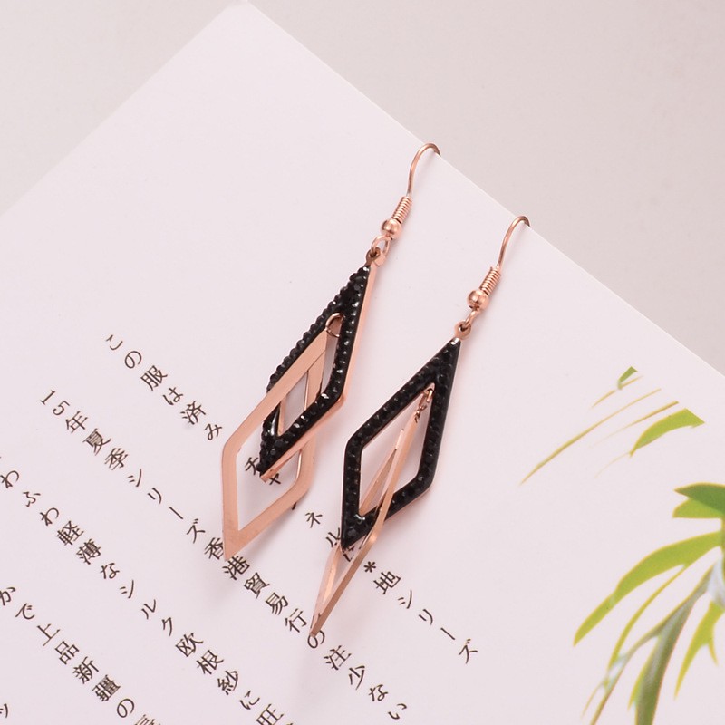 Bông Tai Dáng Dài Bằng Thép Titan Đính Kim Cương Đen Phong Cách Hàn Quốc Thời Trang Cho Nữ