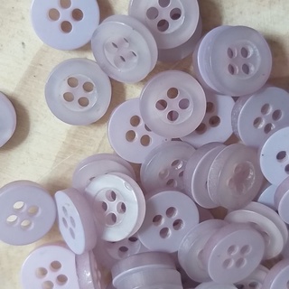 Nút nhựa 4 lỗ , size 8 MM( 30 nút/5k)