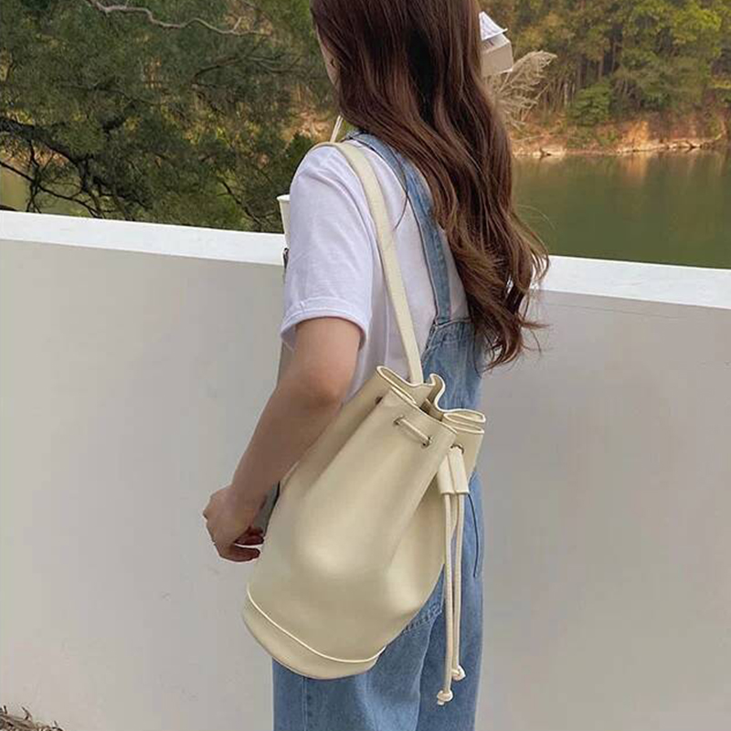 Túi đeo chéo đeo vai IELGY kiểu dây rút sức chứa lớn phong cách Hàn Quốc cổ điển thời trang