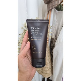 Sữa rửa mặt Innisfree tro núi lửa 2x