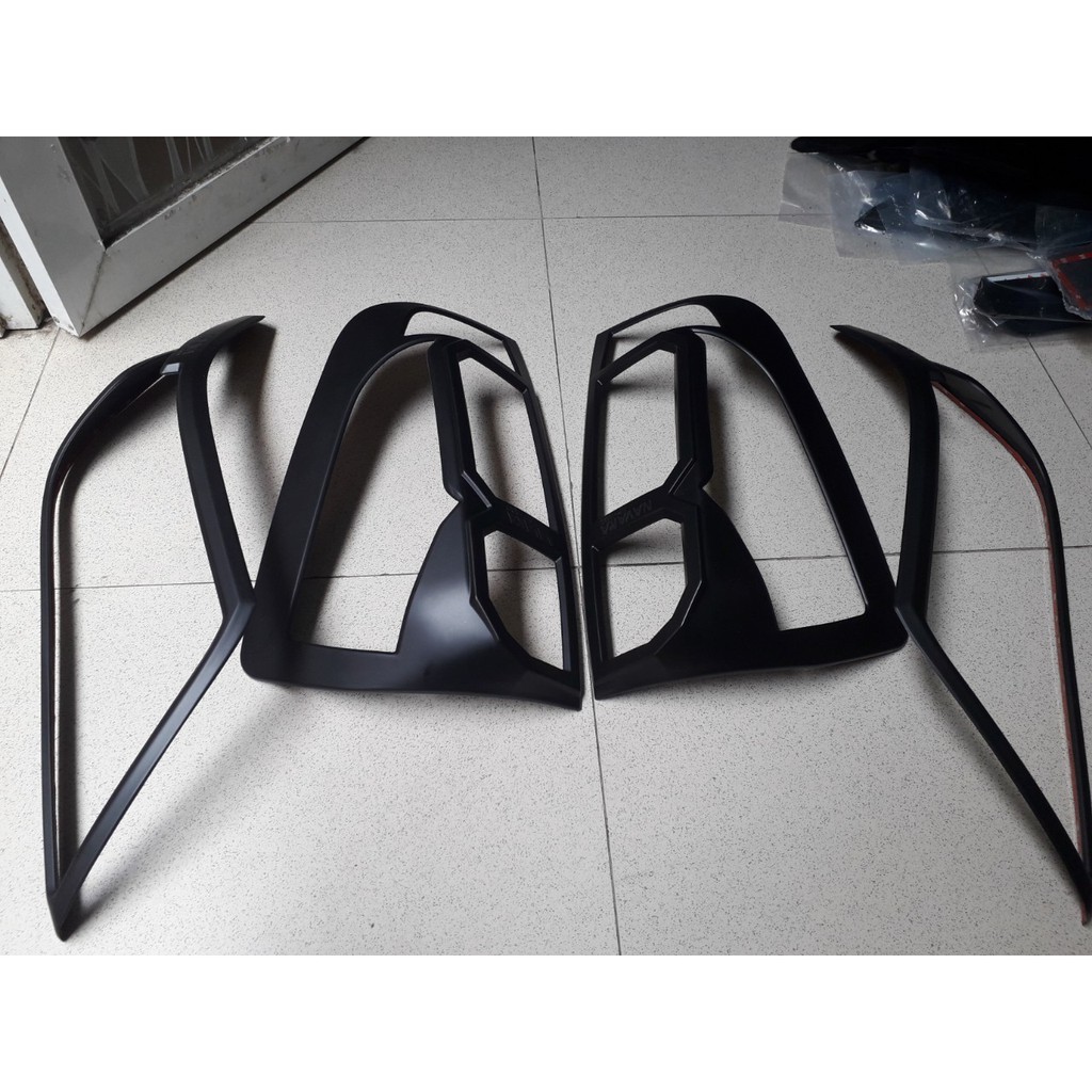 Bộ ốp viền đèn Pha + hậu Đen xe Nissan Navara dùng chung các form 2015-2021