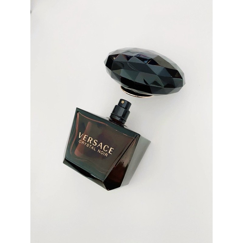 Nước hoa Versace Crystal Noir kim cương đen EDP nội địa