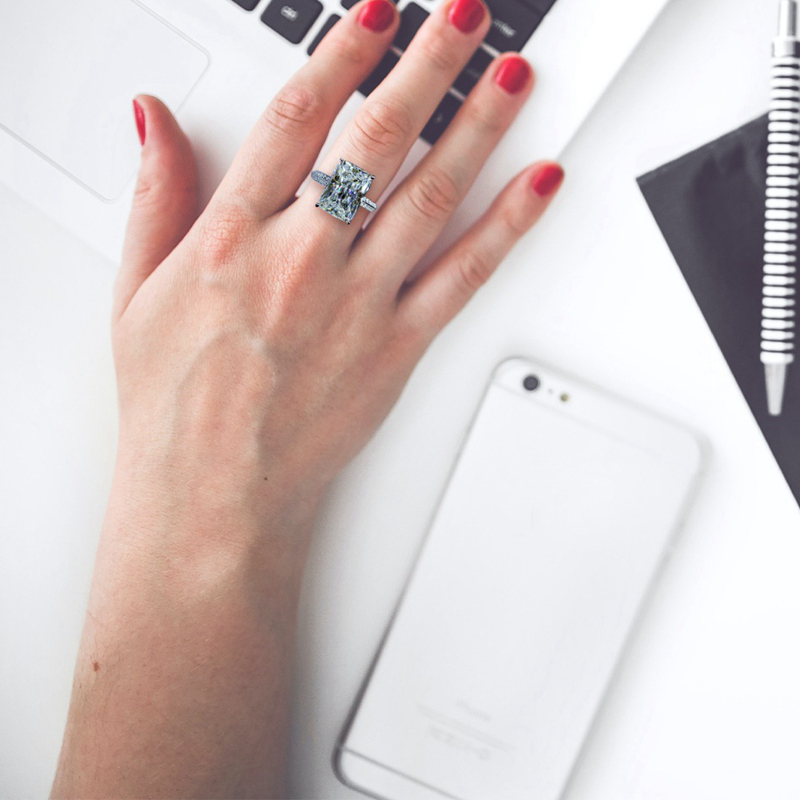 Nhẫn đeo tay đính đá phong cách sang trọng cho nữ