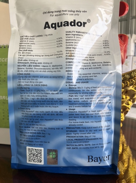 Aquador- cung cấp vitamin và bổ trợ gan cho cá- gói 200g
