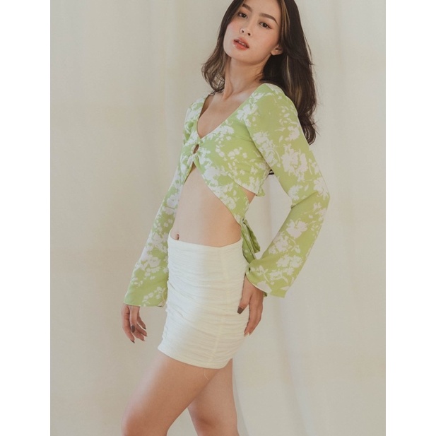 Áo thắt nơ lưng DRESSIE - Jinx long sleeve crop top