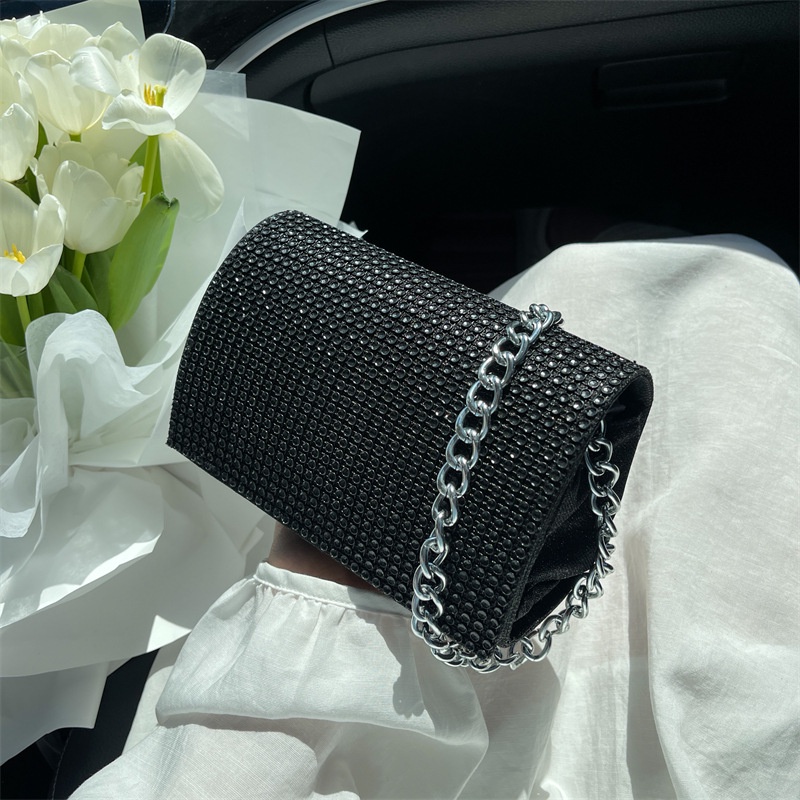 Túi Đeo Chéo Đính Đá Lấp Lánh Có Dây Đeo Mắc Xích Cao Cấp Thời Trang Mùa Hè Dành Cho Nữ 2022