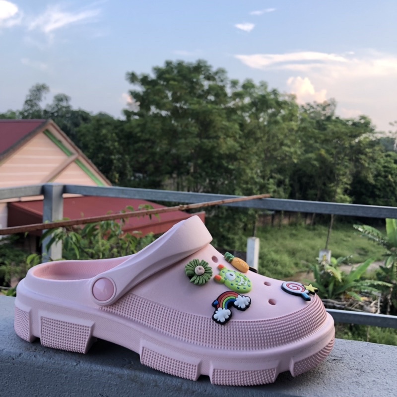 [Hàng suất] Dép sục crocs -Sandal crocs + Tặng kèm bộ sticker 12-14 món siêu đẹp