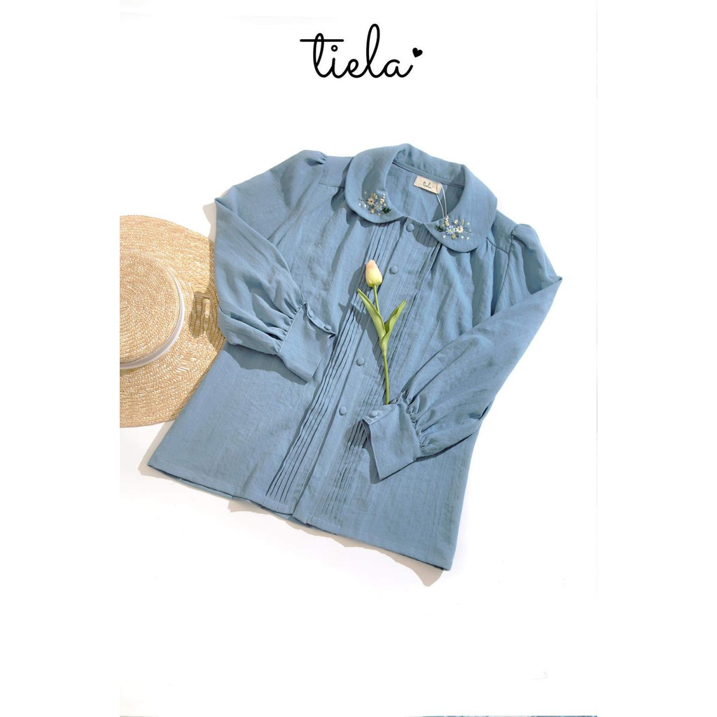 TIELA Áo cổ tròn cánh sen thêu hoa đối xứng - Wendy Shirt