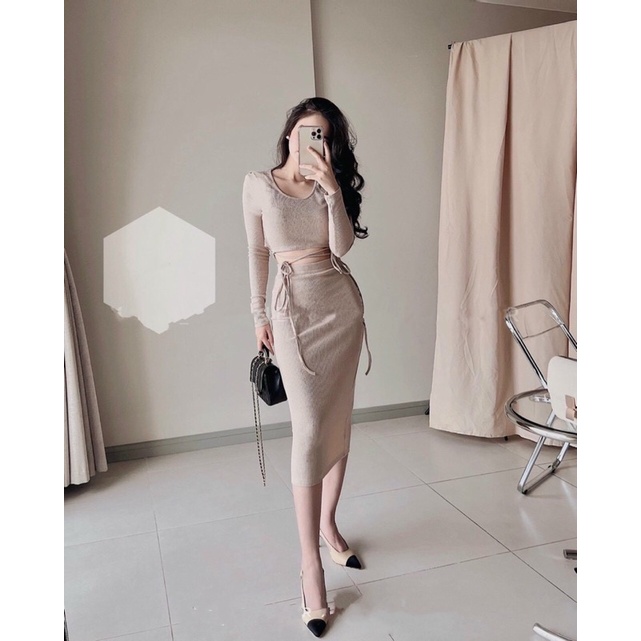 SET Áo croptop tay dài dây cột eo kèm Chân Váy midi ôm body xẻ sau màu đen/nude NÀNG CLOSET
