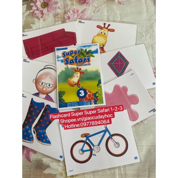 FLASHCARDS SUPER SAFARI 1,2,3,- thẻ A5 ép plastics