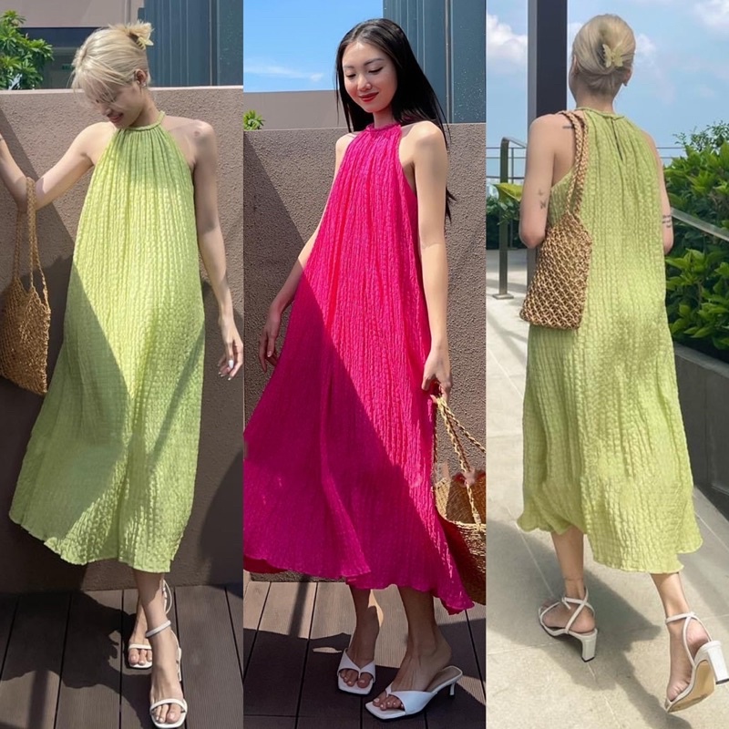 ĐẦM MAXI XỐP CỔ YẾM