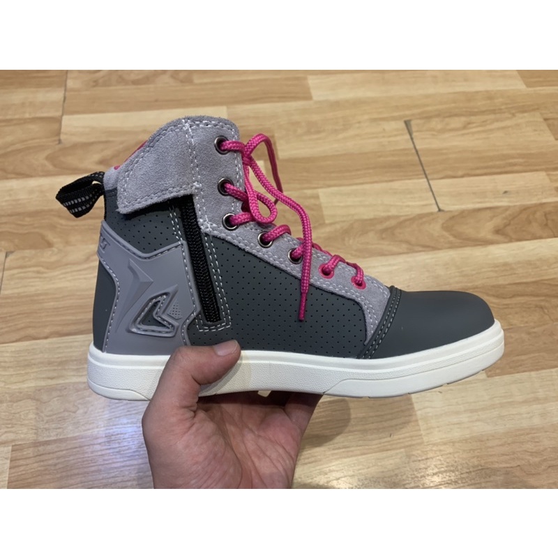 Giày bảo hộ mô tô nữ Scoyco MT040W