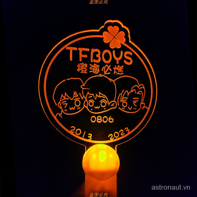 Glow Sticks 8 Silhouettes Tfboysgroup Yiyang Qianxi Wang Jun Kai Wang Yuan