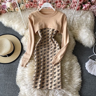 Đầm len ôm cổ tròn, váy len ôm body