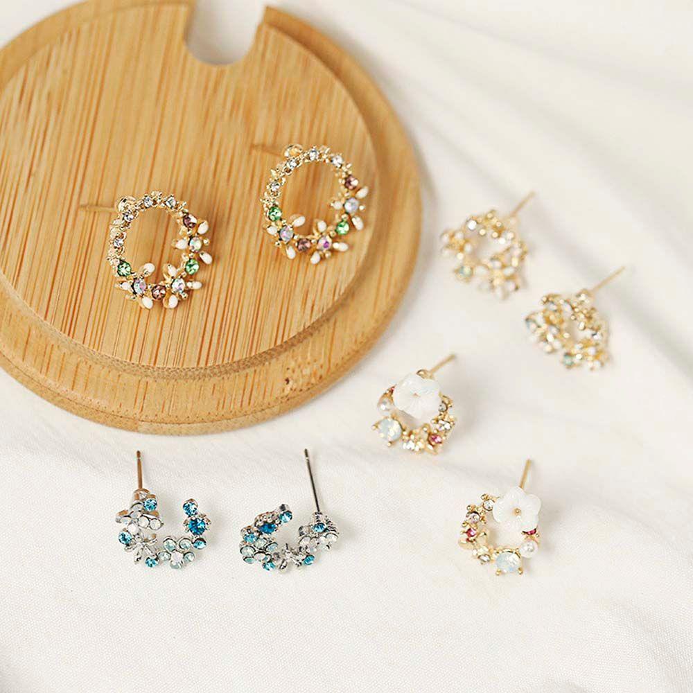 Bông Tai Dáng Dài Hình Vòng Hoa Nhỏ Nhiều Màu Dễ Thương Phong Cách Hàn Quốc Thời Trang Cho Nữ
