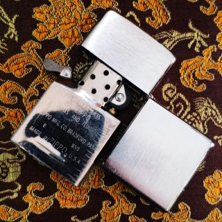 Bật lửa zippo la mã E 2000