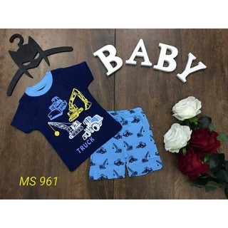 Set 5 bộ đồ carter's cho bé trai.