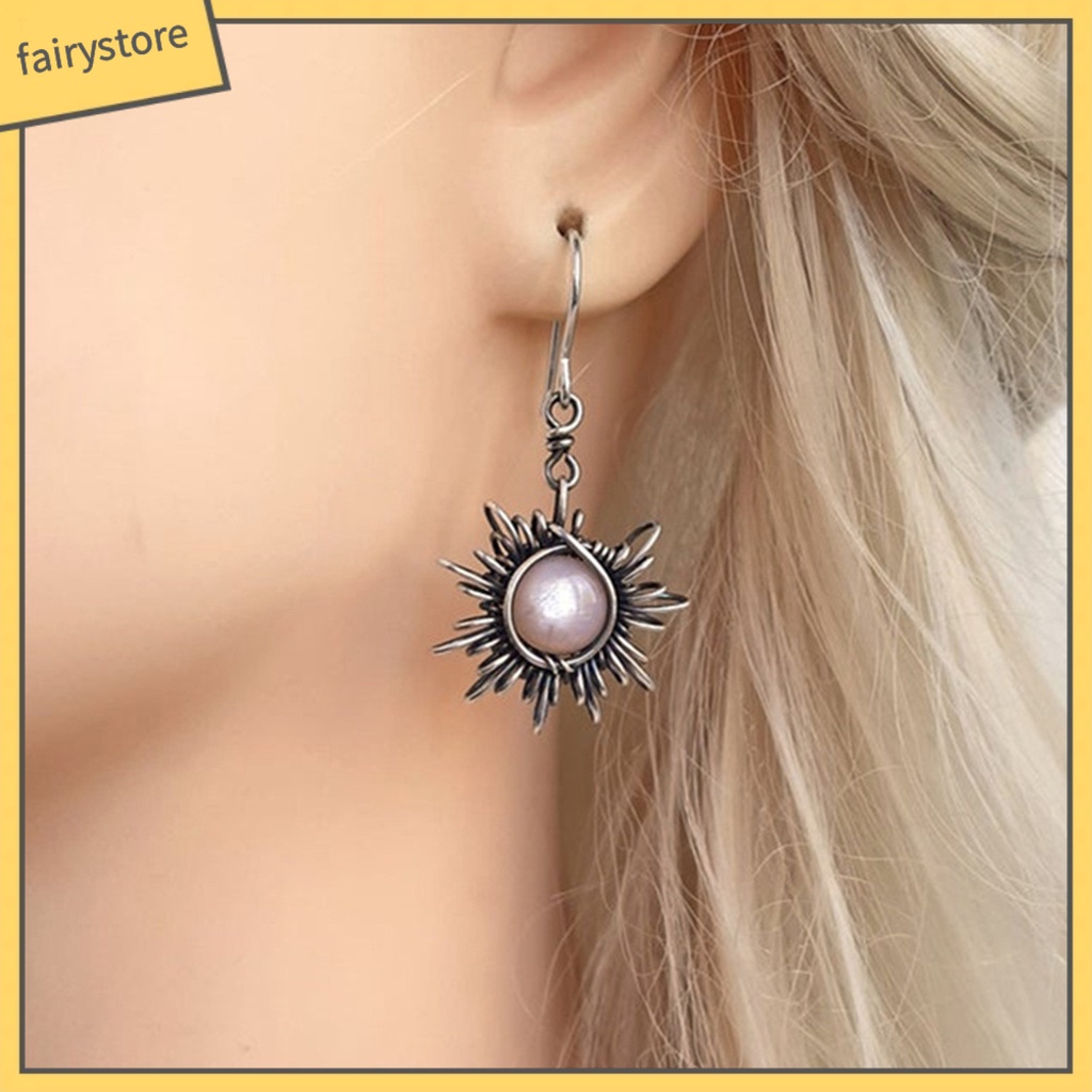 Cặp hoa tai dáng dài hình mặt trăng và mặt trời phong cách bohemian